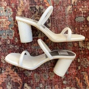 Dolce Vita Womens Halsty White Sandals Size 7.5